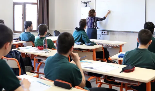 Öğretmenlerin yer değiştirme takvimleri belli oldu