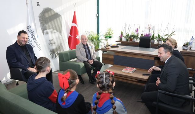 Minik İpek davet etti, Başkan Şadi Özdemir kırmadı