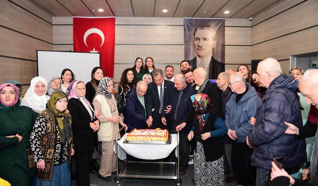 Osmangazi Belediyesi Alzheimer Gündüz Bakım Evi 3. Yılını Kutladı