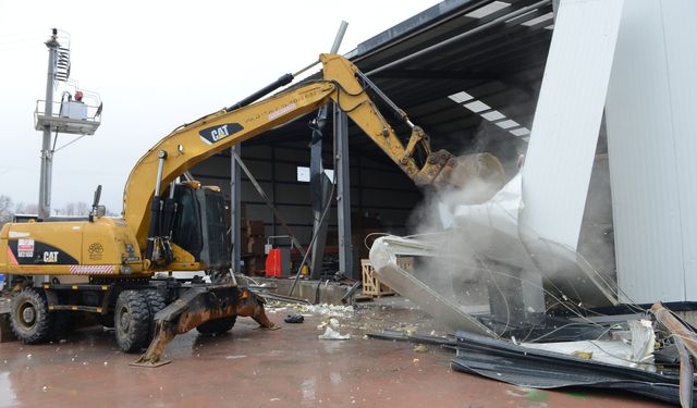 Bursa Nilüfer’de 3 yıkım birden