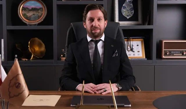 125 yıllık irmik helvası dondurmayla buluştu... Dedesinin tezgahından Dubai'ye