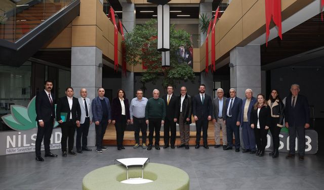 Başkan Şadi Özdemir yüksek teknolojiyi işaret etti