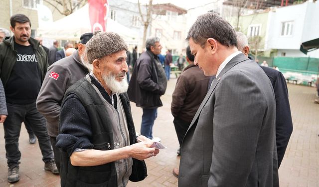 Bursa Osmangazi’de Cuma Bereketi Mehmet Akif Mahallesi’nde Paylaşıldı