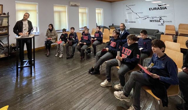 Öğrenciler Ertan Ayçetin Bisikletevi’nde Mysia Yolları’nı tanıdı