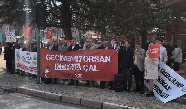 İnegöl’de “Geçinemiyoruz” Eylemi