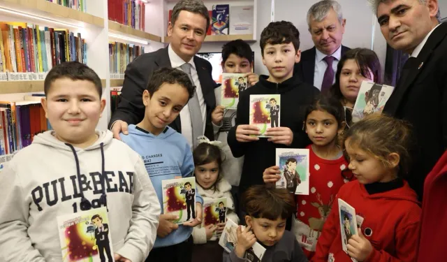 Bursa Osmangazi'de Yeni Gezici Kütüphane hizmete başladı