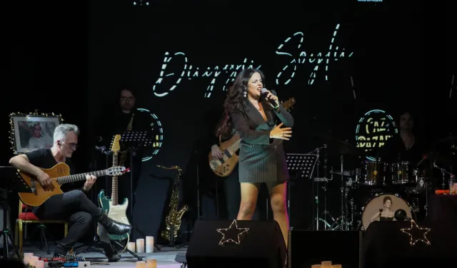 Bursa'da 'Caz Pazarı'nın konuğu Duygu Soylu oldu