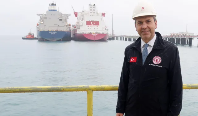 Ertuğrul Gazi FSRU'da kritik transfer... Türkiye'nin gazlaştırma kapasitesi 200 milyon metreküpe çıkıyor