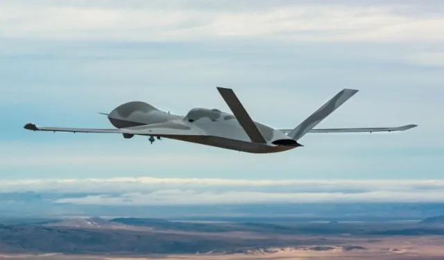 GA-ASI ve ABD Hava Kuvvetleri, müşterek otonomi tatbikatında F-22 ve MQ-20 ile insanlı-insansız ekip oluşturma gösterimi gerçekleştirdi