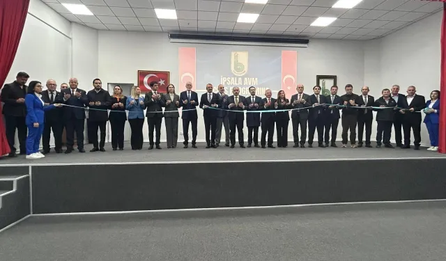 İpsala AVM kapılarını açtı