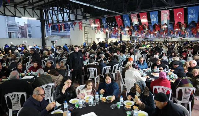 Mudanya'da bir olan gönüllerle sofralar bereketle doldu
