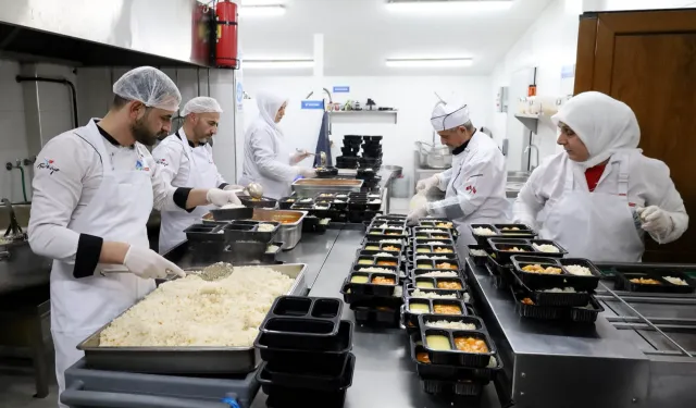 Sakarya Aşevi, bu yıl da sofralara sıcak yemek ulaştıracak