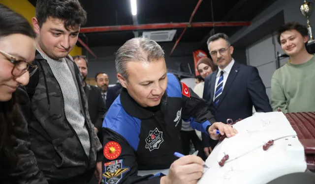 Alper Gezeravcı'dan BTÜ'lü öğrencilere tam not