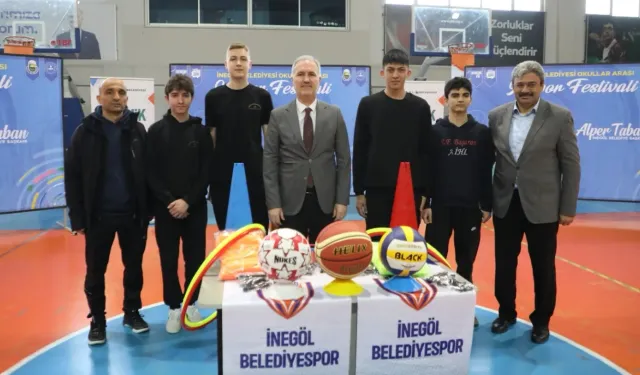 İnegöl'de 80 okula 700 bin TL'lik spor malzemesi desteği