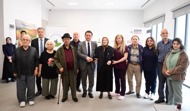 Bursa Osmangazi'de Başkan Aydın BAREM üyelerinin mutluluğunu paylaştı