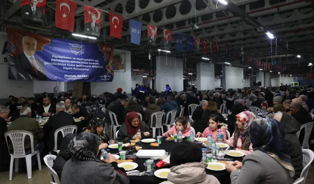 Bursa'da Gemlikliler Büyükşehir'in dayanışma sofrasında