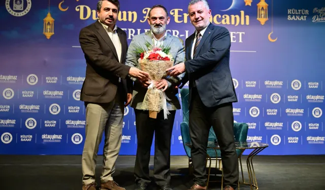 Dursun Ali Erzincanlı Bursa Yıldırım'da gönüllere dokundu