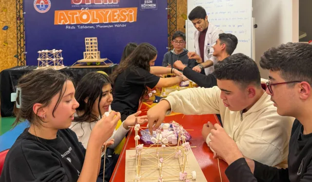 İstanbul Maltepe'de dayanıklı bina modelleri inşa ettiler