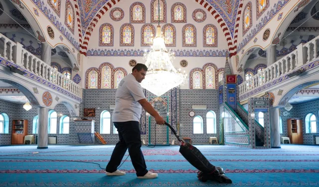 Maltepe'de ibadethaneler Ramazan Bayramı'na hazır