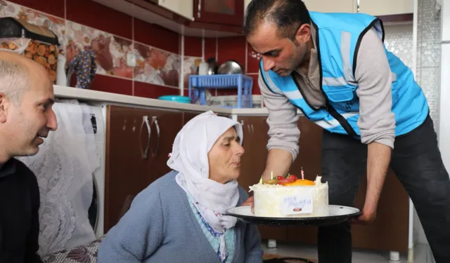 Besra Nine'ye sürpriz doğum günü