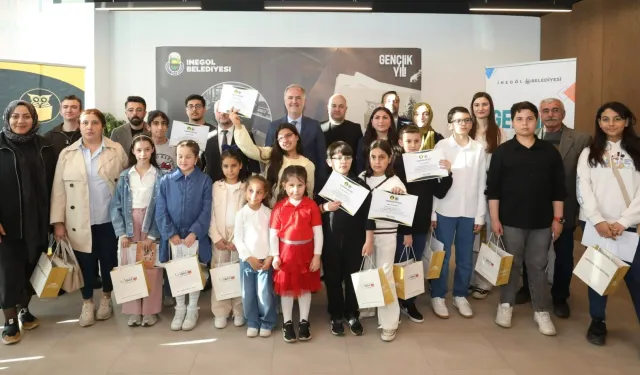 İnegöl'de Nöbetçi Kitaphanelerin 'en'leri ödüllendirildi