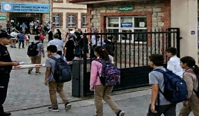 Saldırılar sonrası okullarda bir dönem sona erdi