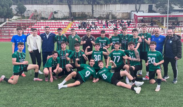 Kafkasspor U-17 takımı Türkiye şampiyanası'nda