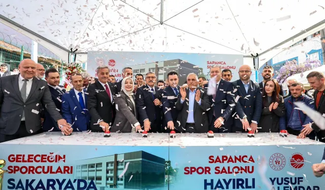 Sakarya'da spor hamlesi... Spor Salonu'nda 4. temel Sapanca'ya