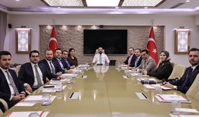 AK Parti'de Faruk Acar farkı