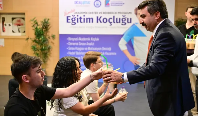 Bursa Yıldırım'da Başkan Yılmaz'dan gençlere sınav morali