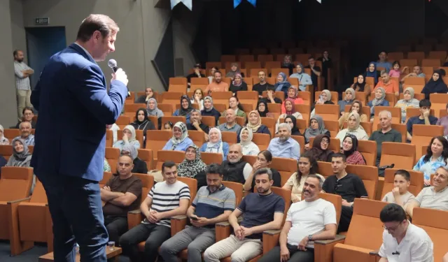 Bursa Yıldırım'da 'Dijital Çağda Ebeveyn Olmak' söyleşisi