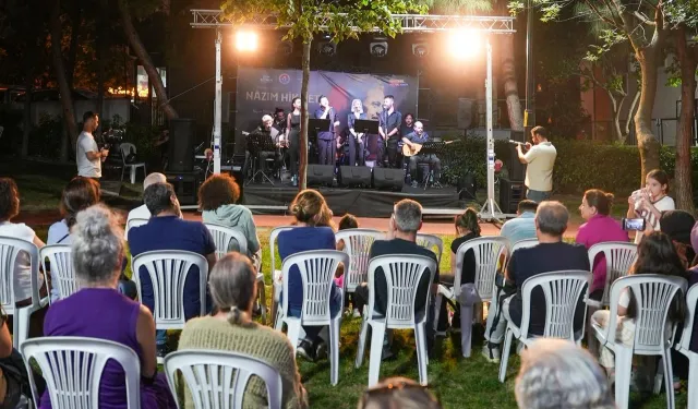 İstanbul Maltepe'de Nazım Hikmet anması