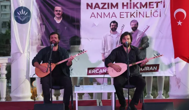 İzmir Karabağlar'da Nazım Hikmet'in dizeleri yankılandı