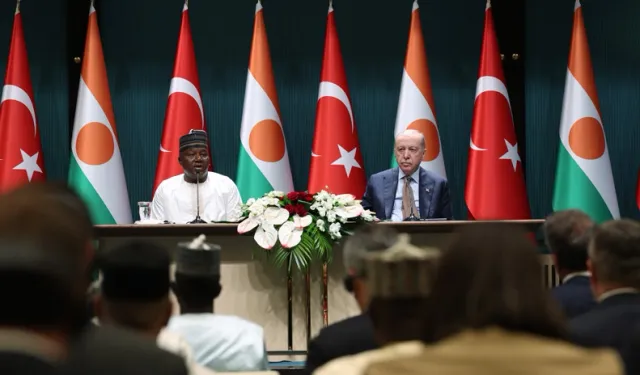 Nijer Cumhurbaşkanı Tchiani Ankara'da