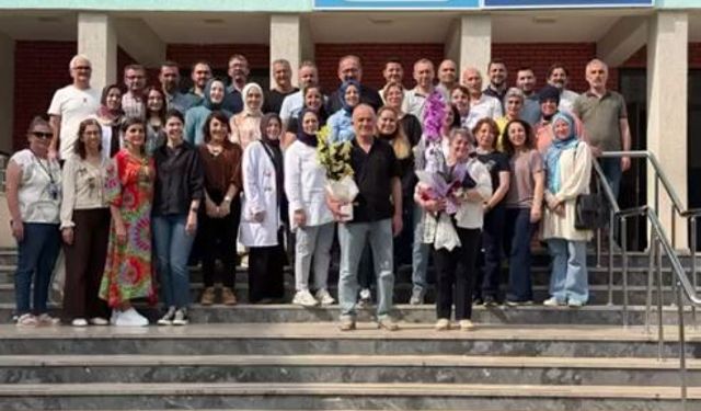 Kocatepe ilkokulu’nda duygusal veda! iki çınar aynı anda emekli oldu
