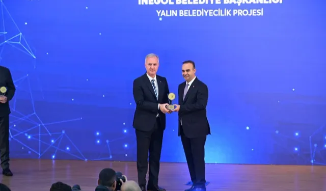 İnegöl Belediyesi'nin 'Yalın Belediyecilik' Projesine Bakanlıktan Ödül