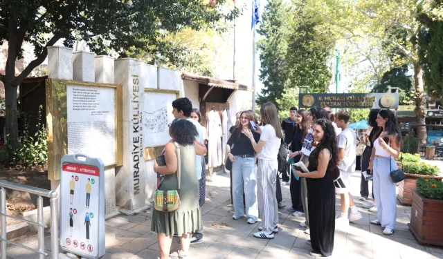 Bursa Osmangazi'de gençler Tanpınar'ın satırlarından tarihe yürüdü