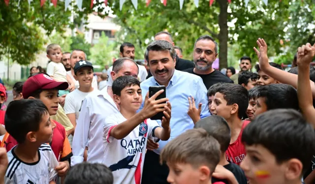 Bursa Yıldırım'da çocukların neşesi sokağa taştı