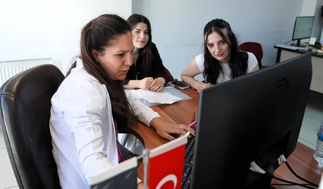 Keçiören Belediyesi'nden ücretsiz üniversite tercihi desteği