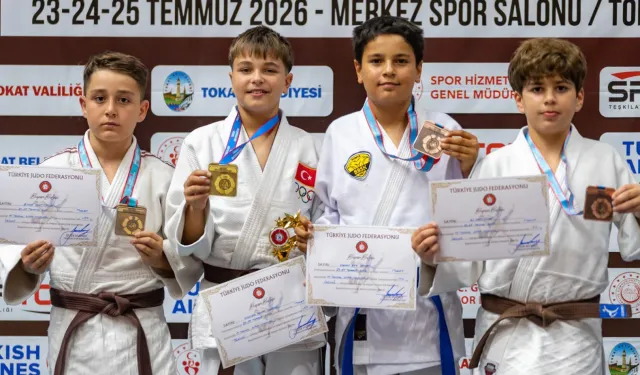 Kürsülerin değişmeyen adresi: Kağıtspor