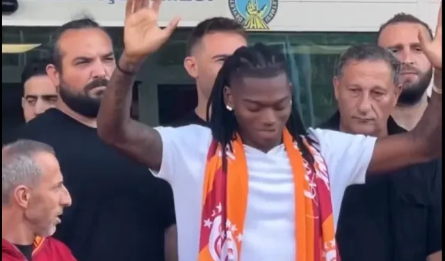 Galatasaray, Rafael Leão transferini resmen duyurdu