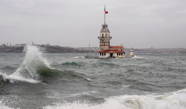 Meteoroloji'den kuvvetli yağış ve fırtına uyarısı