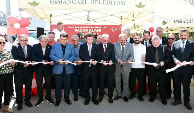 Bursa Osmangazi'de modern bir pazar alanı daha hizmete girdi