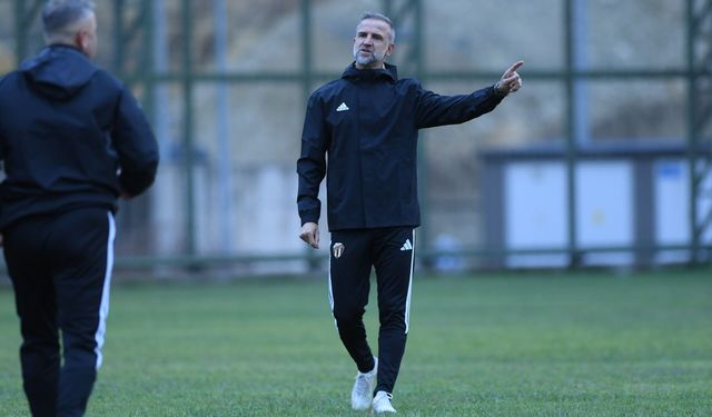 İsmail Serbest imza attı , İnegölspor ile ilk antrenmanına çıktı