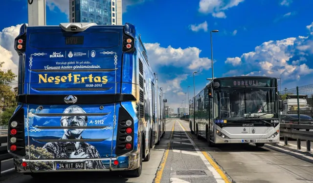 İstanbul yollarında Neşet Ertaş'a saygı!