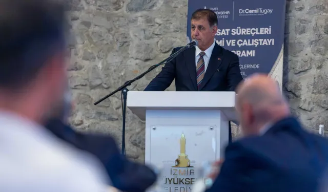 İzmir'de esnafın ruhsat sorunlarına ortak çözüm