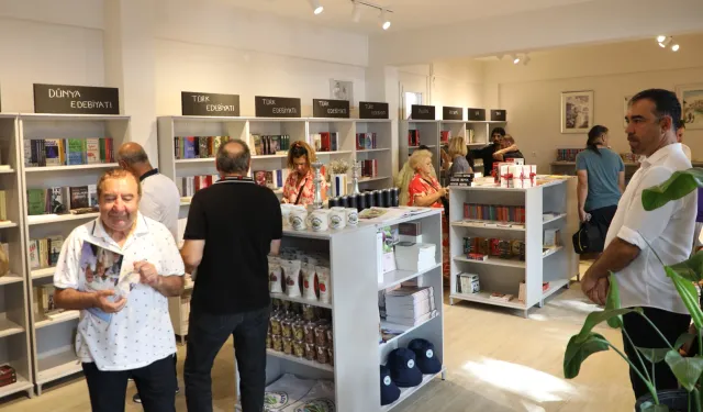 Bursa Mudanya'da 'Kitap Mudanya' açıldı