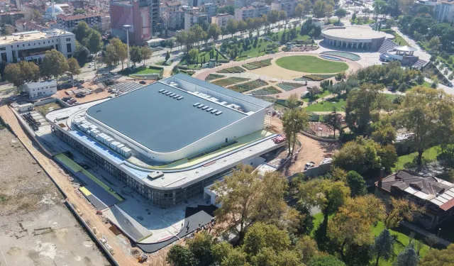 Bursa Atatürk Spor Salonu'nda sona doğru