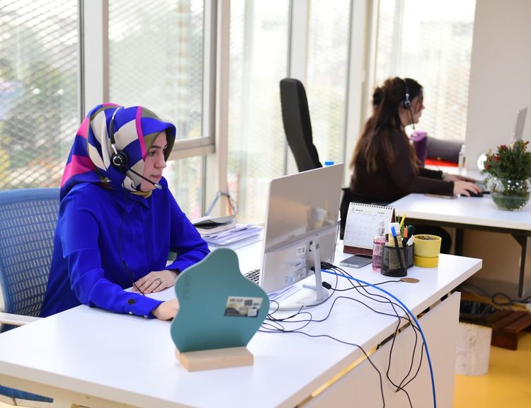 Osmangazi'de vatandaşın telefonlarını Başkan Aydın açtı