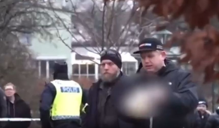 İsveç'te izin verilen Kur'an-ı Kerim yakma eylemi gerçekleşti